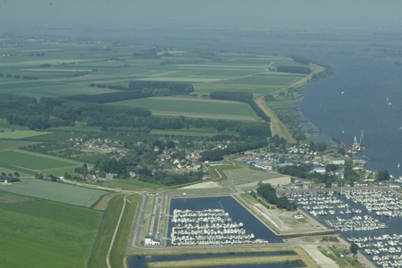 Drimmelen_luchtfoto.jpg